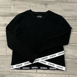 Victoria Sport Crewneck